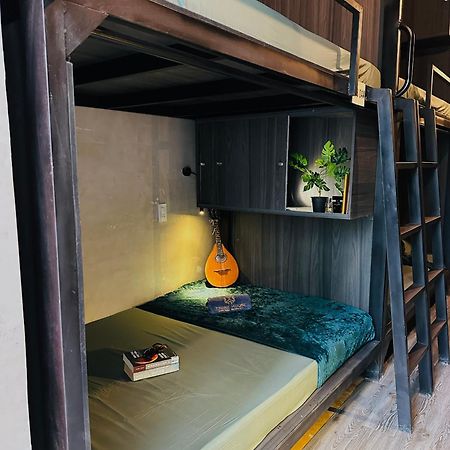 T Zone Hostel - Quiet Place, Near China Town,Ho Thi Ky Street Food,Cafe,Beer โฮจิมินห์ซิตี้ ภายนอก รูปภาพ